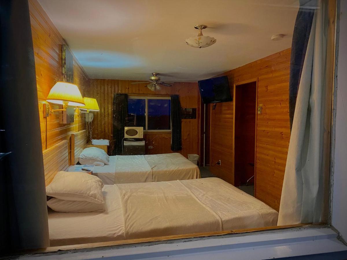 Hillcrest Motel เซนต์จอห์น ภายนอก รูปภาพ