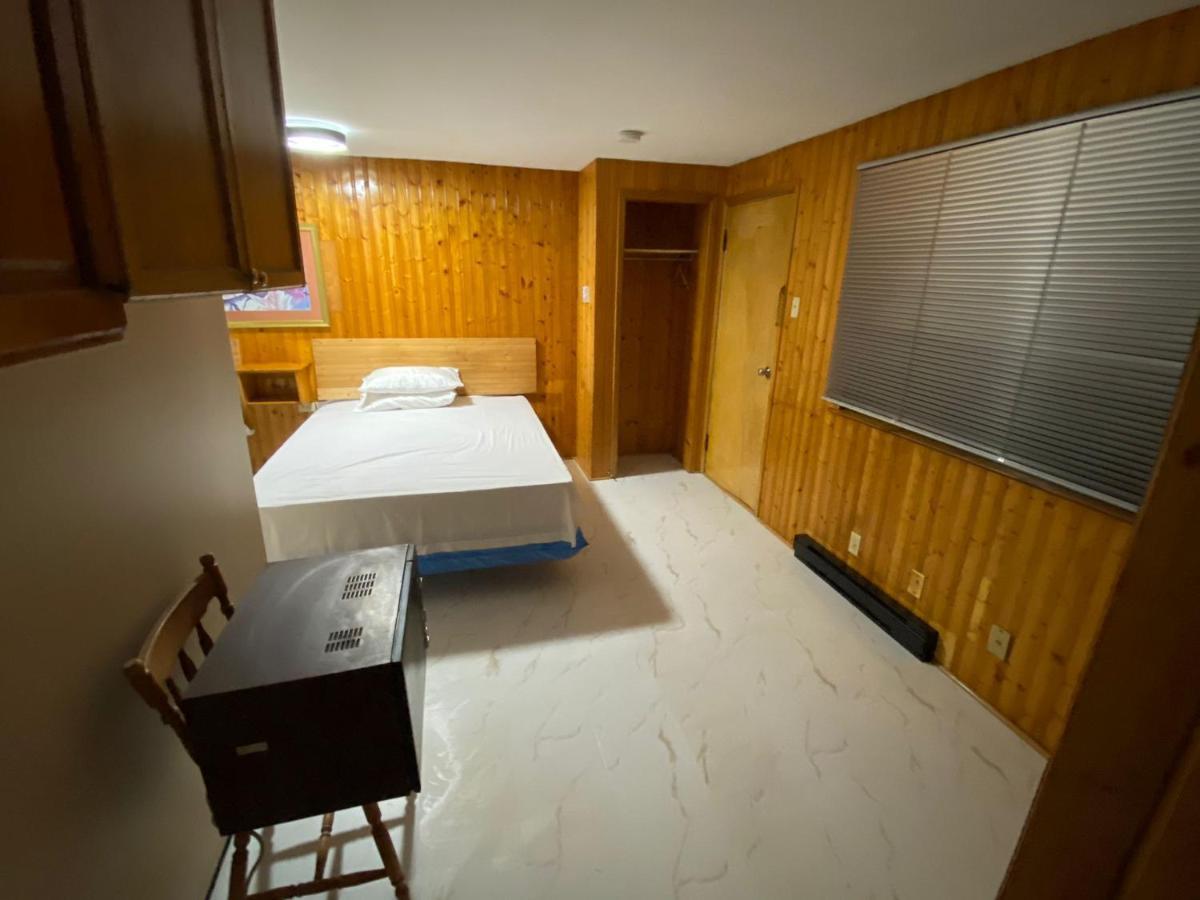 Hillcrest Motel เซนต์จอห์น ภายนอก รูปภาพ